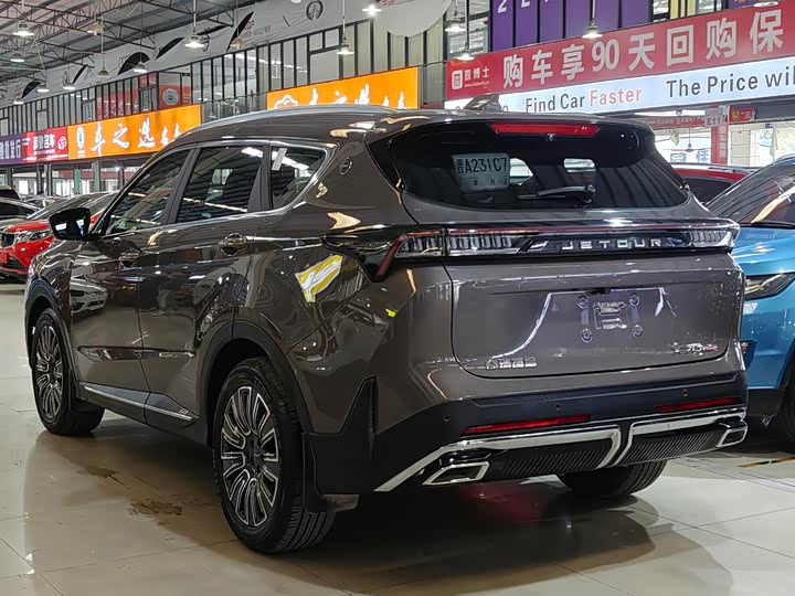 Jetour X70 Plus 2025 2025款 1.5T 豪华版 5座
