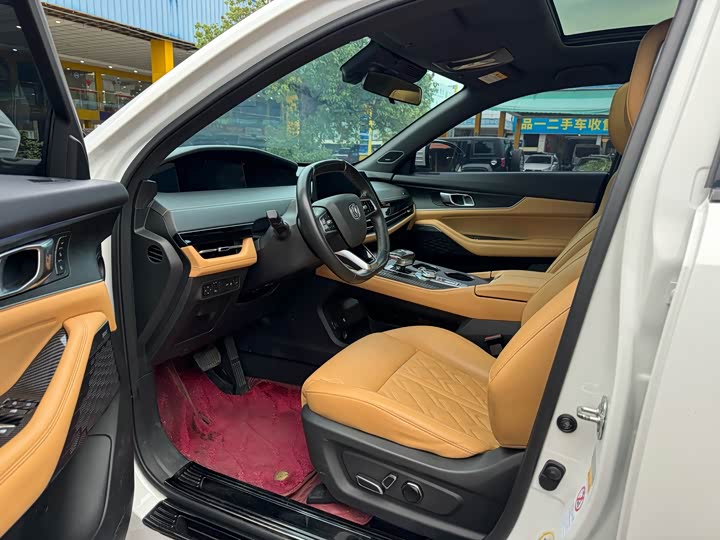 Changan UNI-K 2021 2021款 2.0T 尊贵型