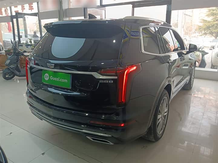 Cadillac XT6 2022 2022款 2.0T 六座两驱豪华型