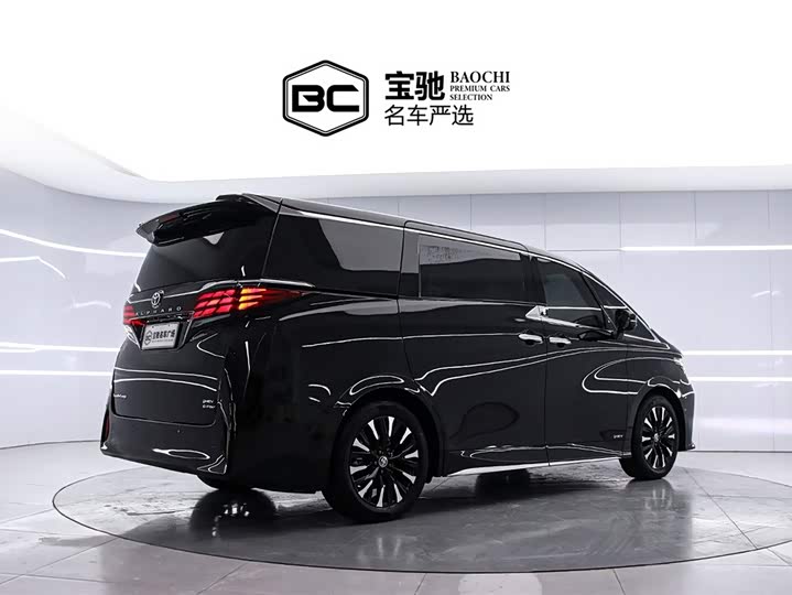 Toyota Alphard 2024 2024款 双擎 2.5L 尊贵版