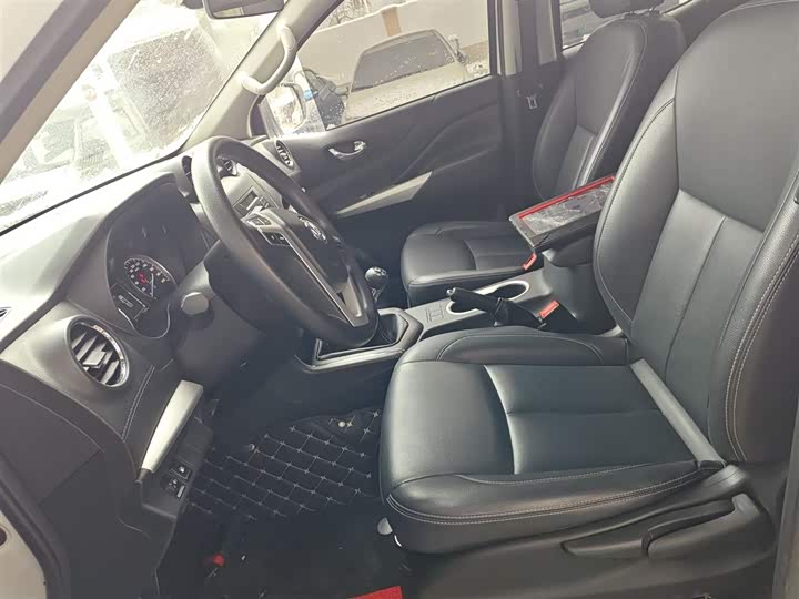 Dongfeng Rich 6 2023 2023款 改款 2.4L 手动两驱汽油标准型