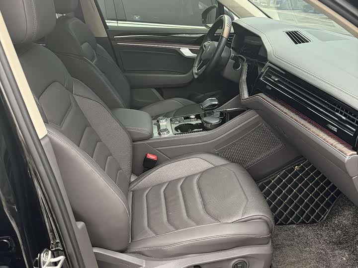 Volkswagen Touareg 2023 2023款 2.0TSI 锐尚版