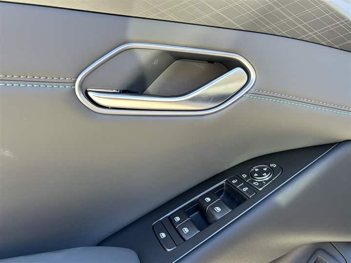 BYD Qin L 2025 2025款 EV 545KM云辇型