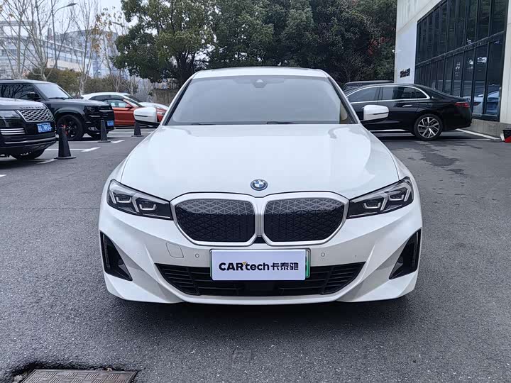 BMW i3 2025 2025款 eDrive 35 L