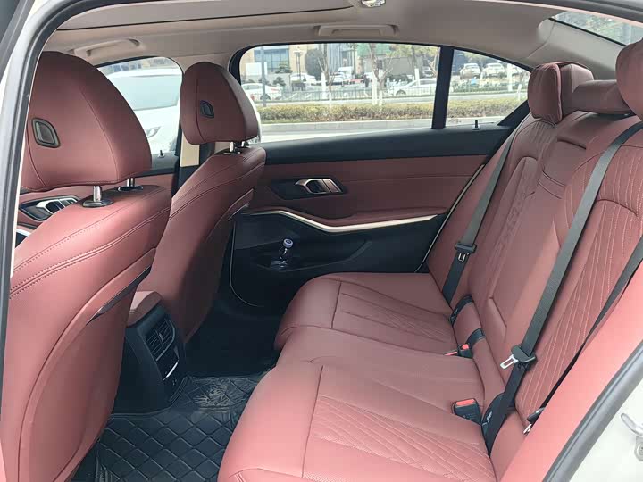 BMW i3 2025 2025款 eDrive 35 L