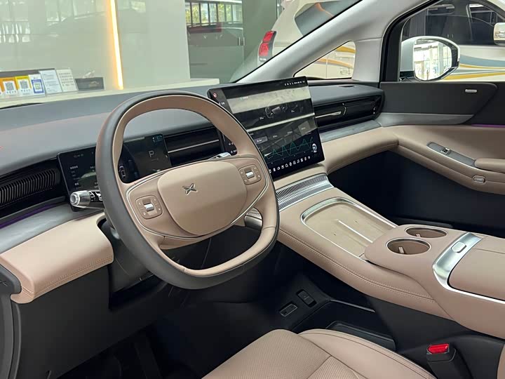 XPeng X9 2025 2025款 纯电 650长续航 Max