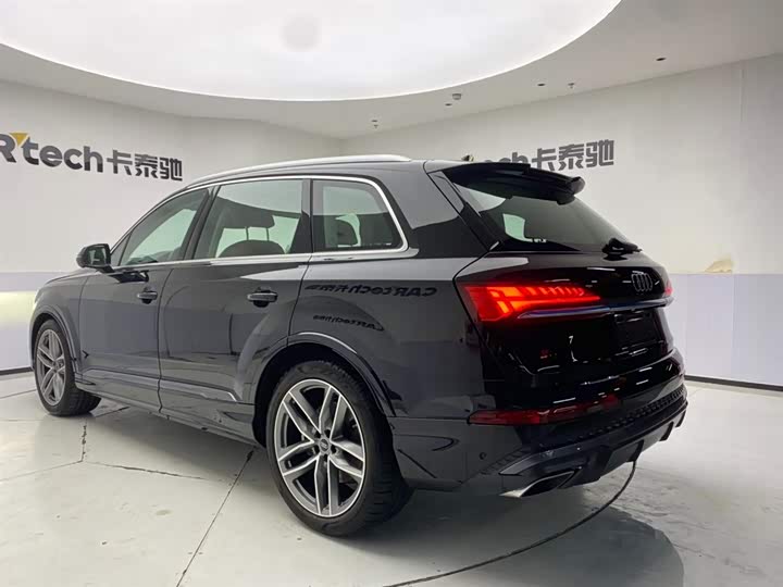 Audi Q7 2025 2025款 55 TFSI quattro S line运动型