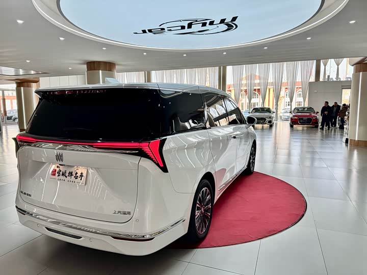 Buick GL8 ES 2025 2025款 陆尊 智享版