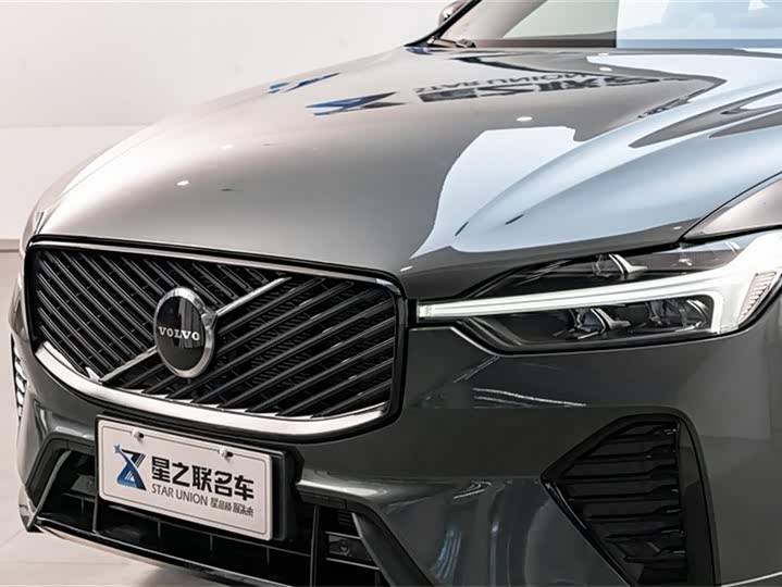 Volvo XC60 2026 2026款 B5 四驱智远运动版