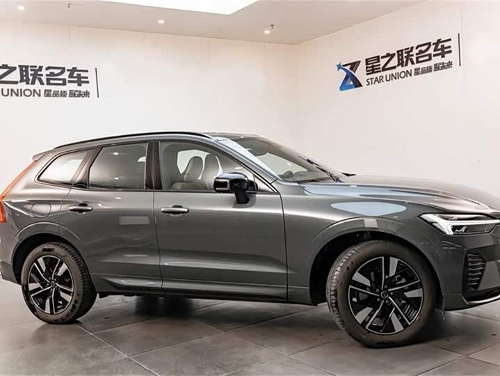 Volvo XC60 2026 2026款 B5 四驱智远运动版