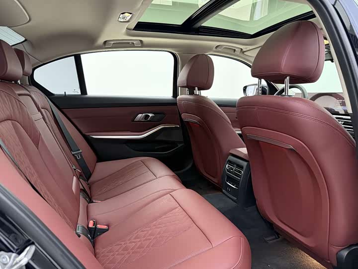 BMW i3 2025 2025款 eDrive 35 L