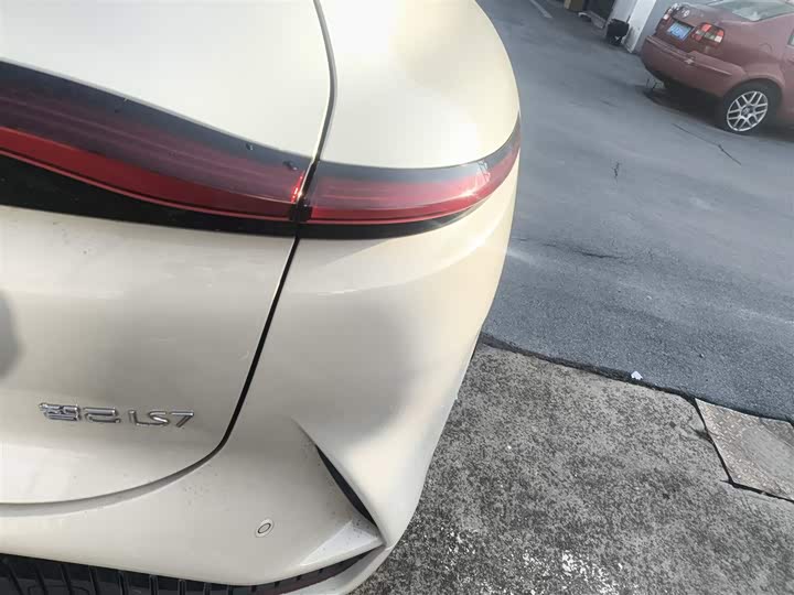 IM motors LS7 2024 2024款 100kWh Max Lux后驱版