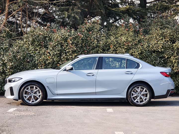 BMW i3 2025 2025款 eDrive 35 L