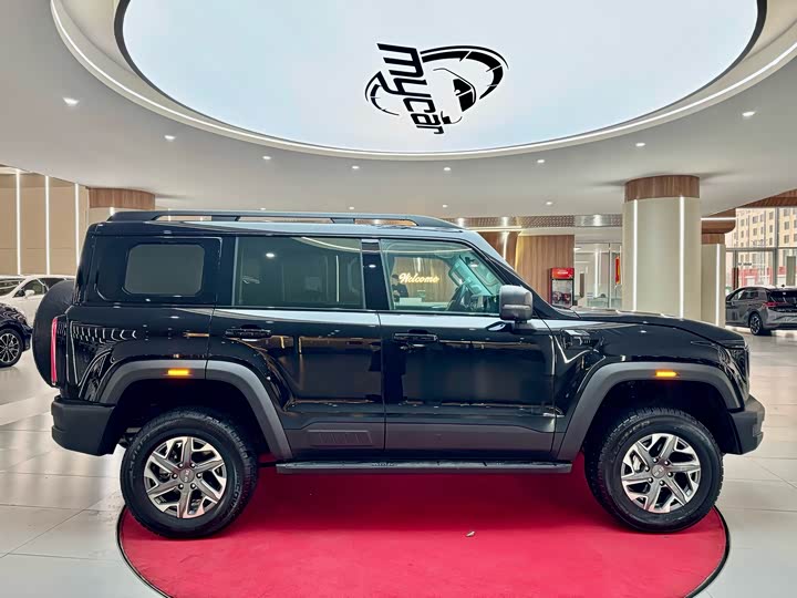 BAIC Beijing BJ40 2024 2024款 2.0D 全新刀锋英雄穿越者