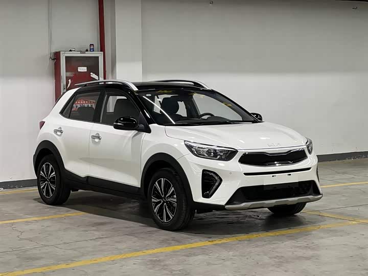 Kia KX1 2026 2026款 1.4L 天窗版