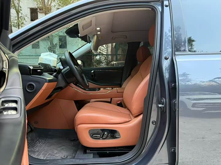 GAC Aion V 2025 2025款 埃安霸王龙 650 智享版