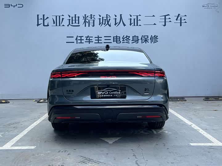 BYD Han L 2025 2025款 DM-p 四驱激光雷达旗舰型