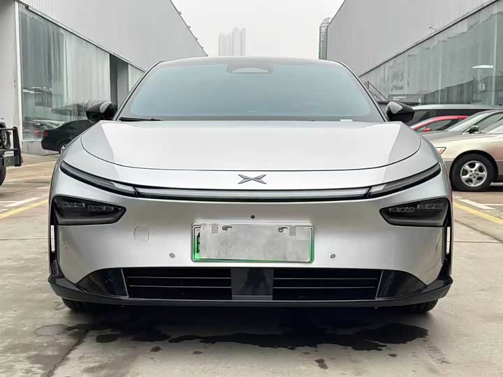 2025 XPeng F57