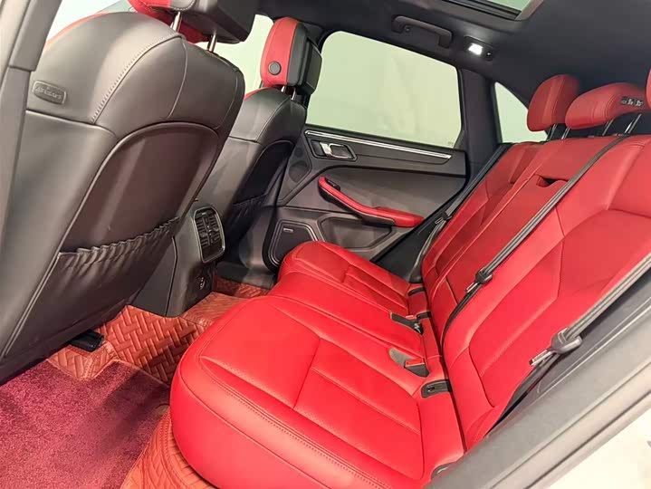 Porsche Macan 2025 2025款 Macan 2.0T 逐梦版