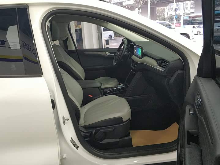 Ford Escape 2020 2020款 EcoBoost 245 两驱悠享款