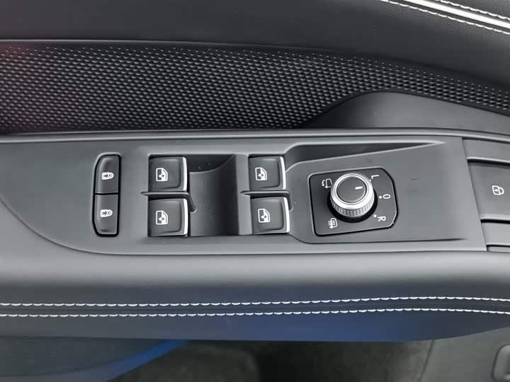 Volkswagen Teramont Pro 2025 2025款 途昂 Pro 450TSI 四驱纵横版