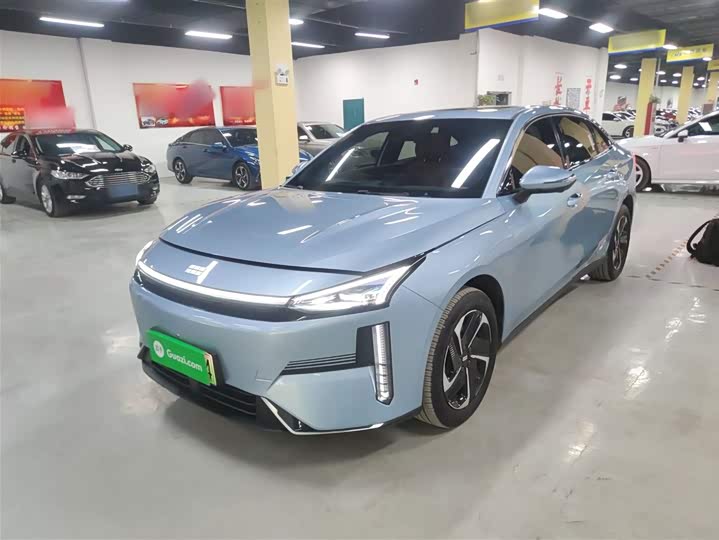 2025 Geely Galaxy L6