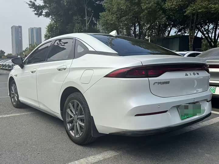 GAC Aion S 2023 2023款 魅 580 磷酸铁锂