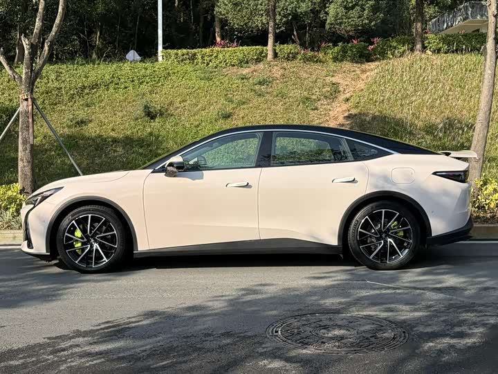 BAIC Arcfox Alpha S5 2024 2024款 708MAX 200kW