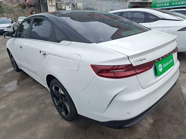 Geely Geometry G6 2022 2022款 620 新趣型