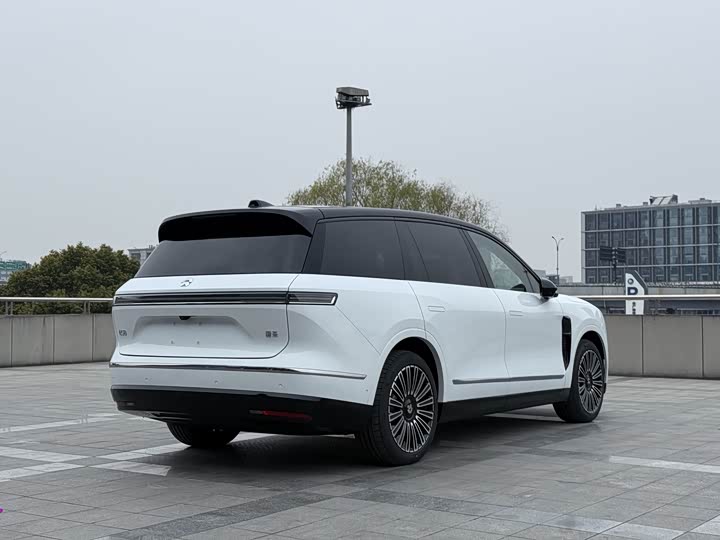 Nio ES8 2026 2026款 六座行政豪华版