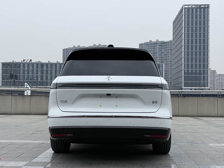 Nio ES8 2026 2026款 六座行政豪华版