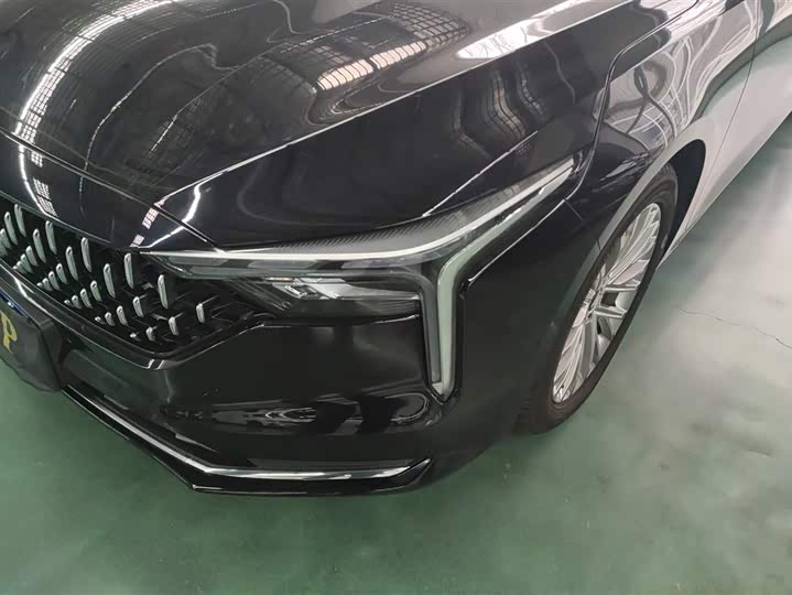 Bestune B70 2025 2025款 龙耀版 1.5T 乐享定制型