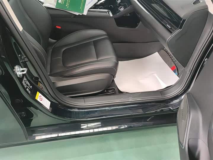 Bestune B70 2025 2025款 龙耀版 1.5T 乐享定制型