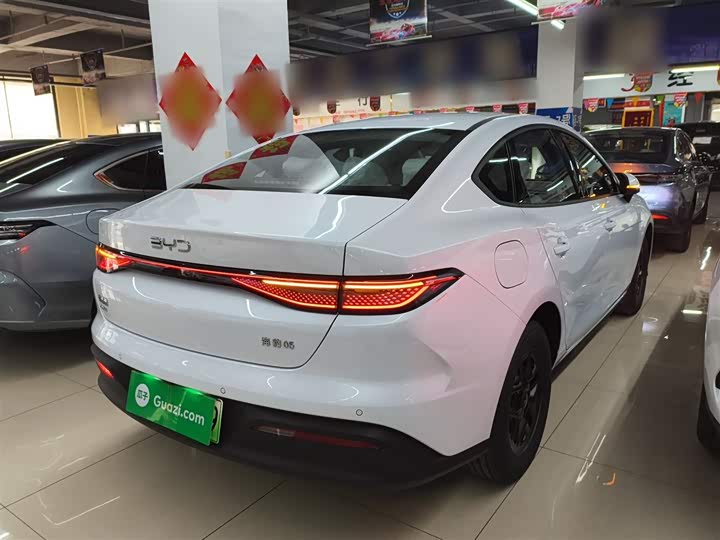 BYD Seal 05 DM-i Hybrid 2025 2025款 DM-i 智驾版 55KM豪华型