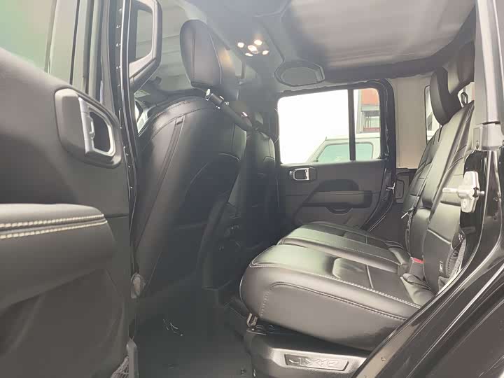 Jeep Wrangler Hybrid 2021 2021款 四门 2.0T 4xe 撒哈拉