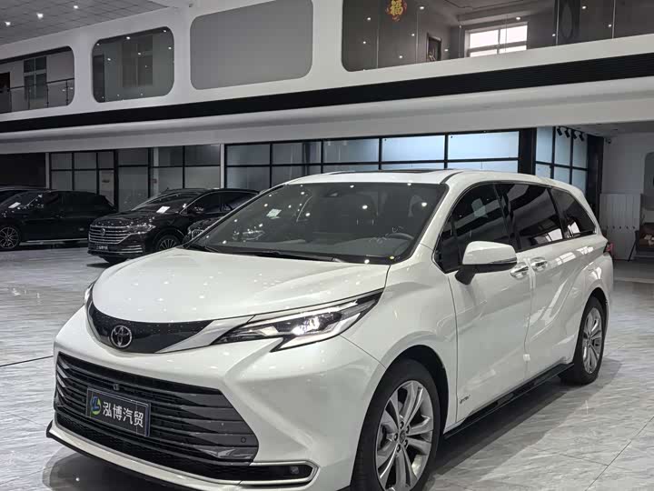 Toyota Sienna 2024 2024款 2.5L混动 臻享尊贵版