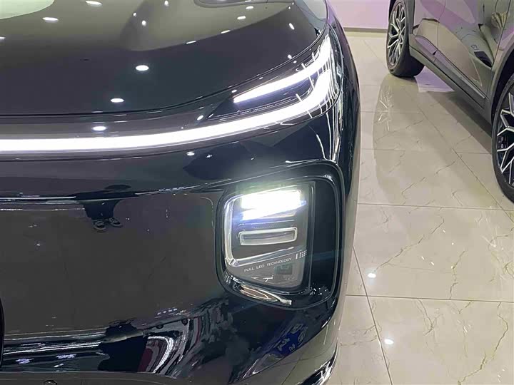 Changan Qiyuan (Nevo) Q07 2025 2025款 215旗舰PLUS