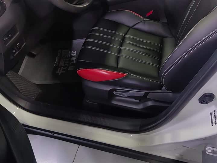 Toyota Izoa 2021 2021款 2.0L 奕行版