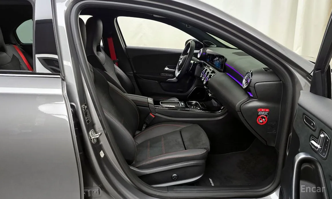 Mercedes-Benz A-Class 2019 AMG A45 S 4MATIC+ Hatchback