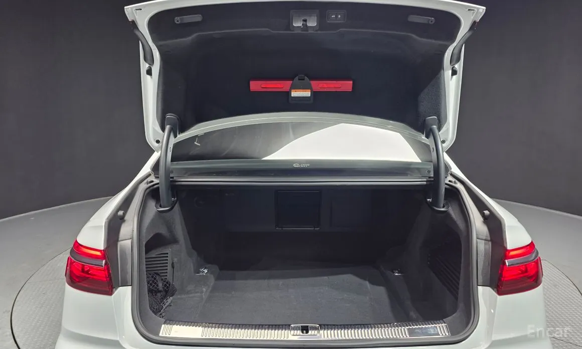 Audi A8 2018 55 TFSI Quattro Premium LWB