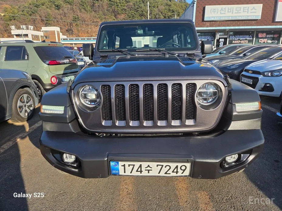 Jeep Wrangler 2018 2.0 Sport 4Door Islander Edition