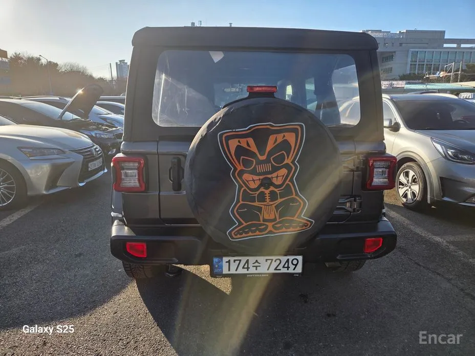 Jeep Wrangler 2018 2.0 Sport 4Door Islander Edition