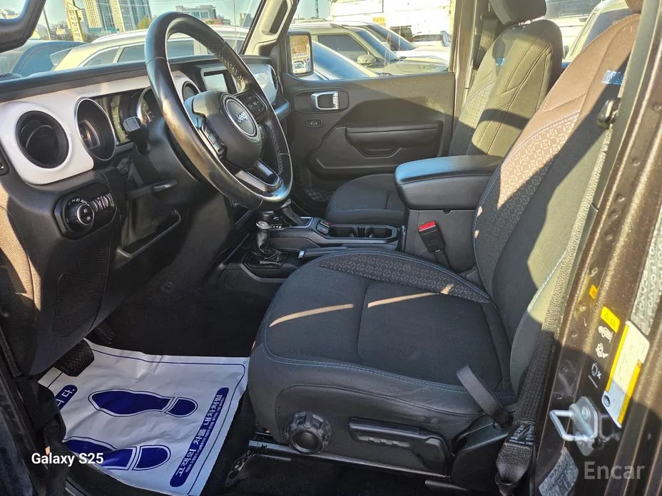 Jeep Wrangler 2018 2.0 Sport 4Door Islander Edition