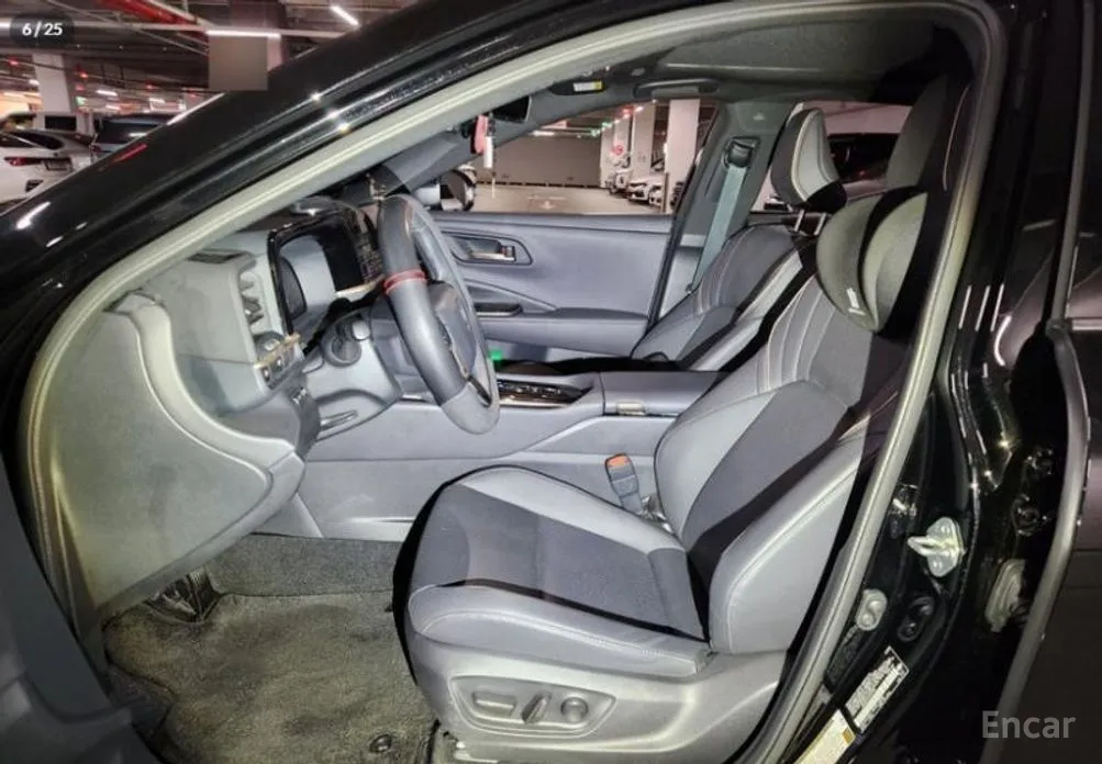 Toyota Crown 2023 2.5 4WD Hybrid