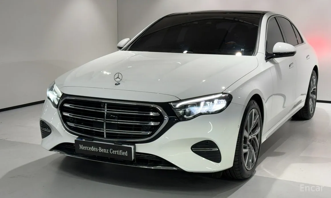 Mercedes-Benz E-Class 2024 E220d 4MATIC Exclusive