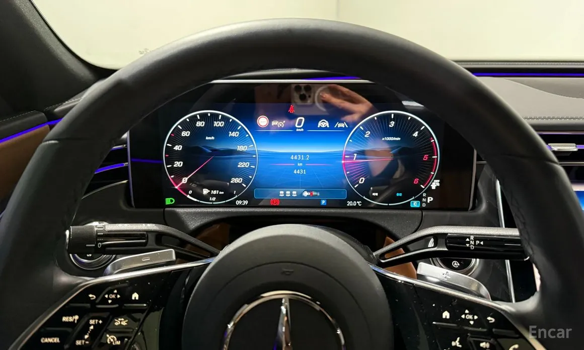 Mercedes-Benz E-Class 2024 E220d 4MATIC Exclusive