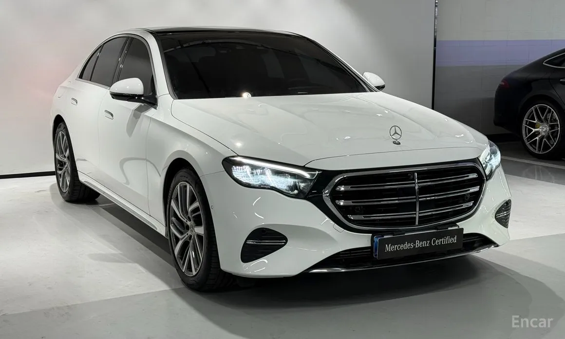 Mercedes-Benz E-Class 2024 E220d 4MATIC Exclusive