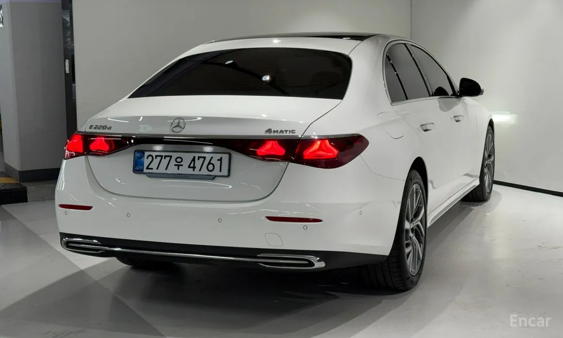 Mercedes-Benz E-Class 2024 E220d 4MATIC Exclusive