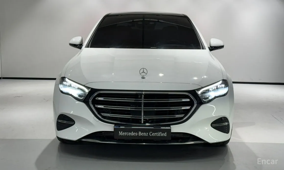Mercedes-Benz E-Class 2024 E220d 4MATIC Exclusive