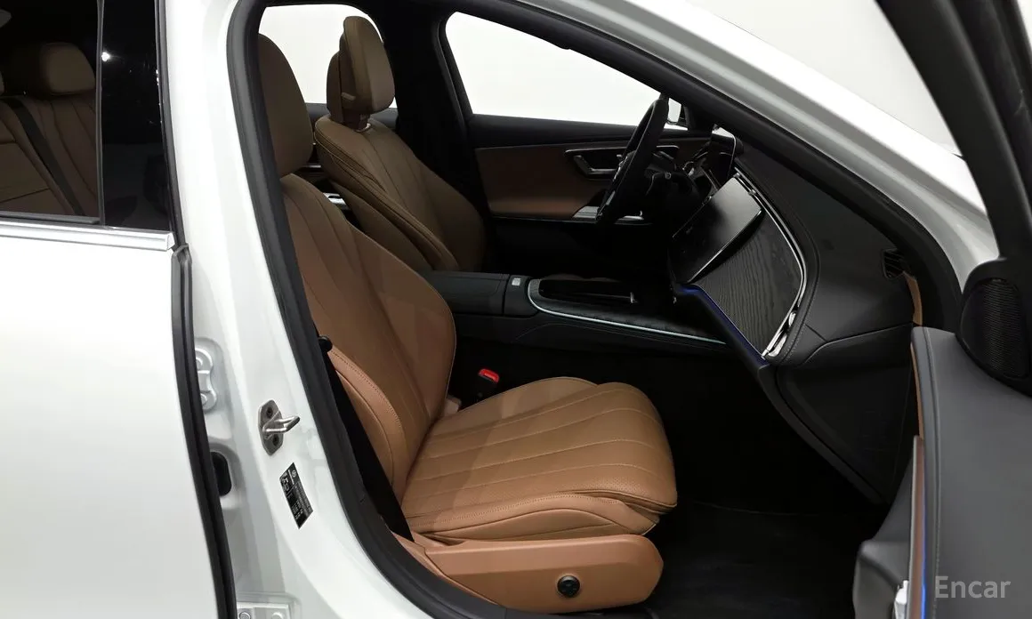 Mercedes-Benz E-Class 2024 E200 Avantgarde